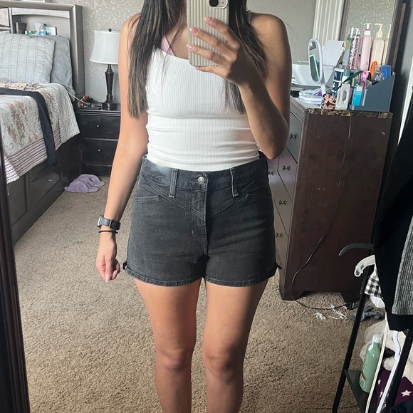 Levi’s shorts - Picture 5 of 11